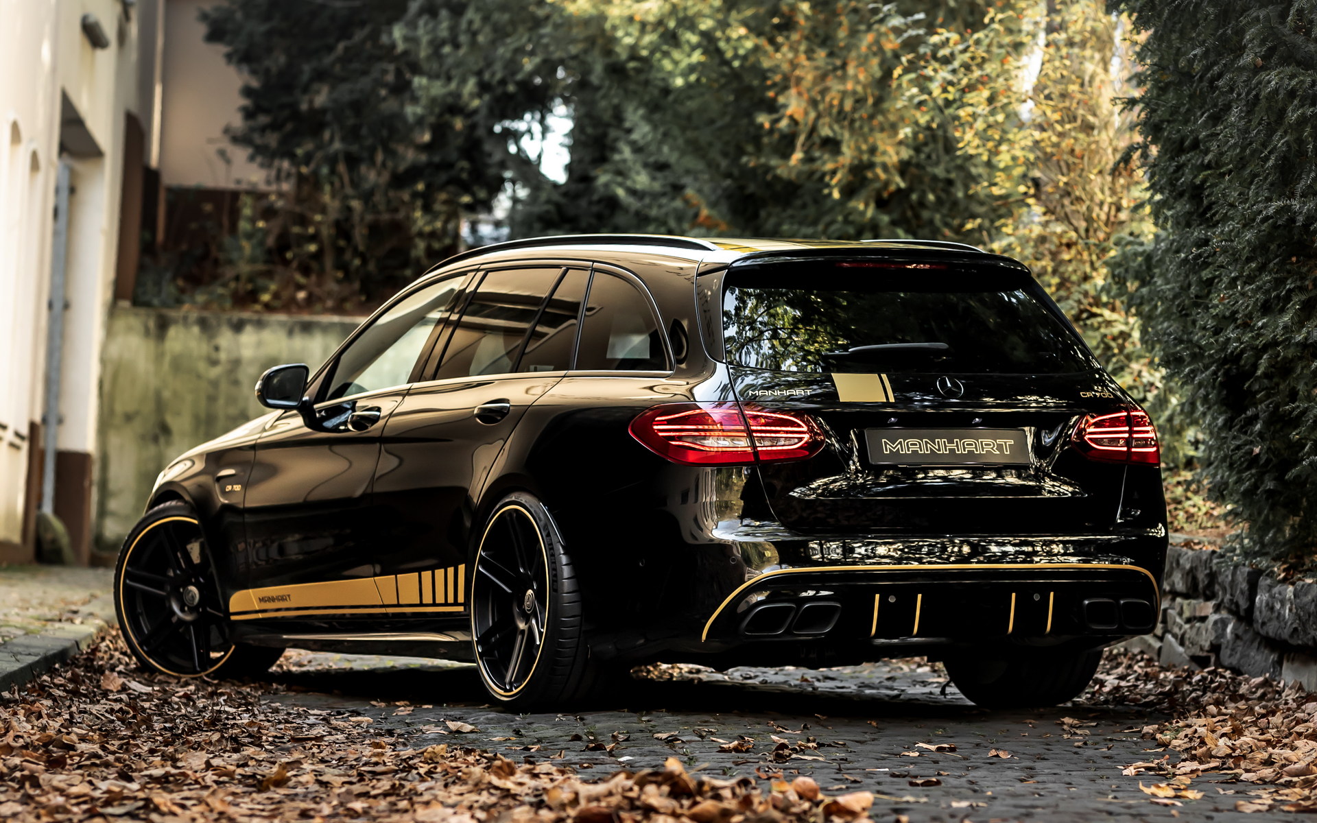 manhart改装amg c63 v8发动机压榨702匹_太平洋号