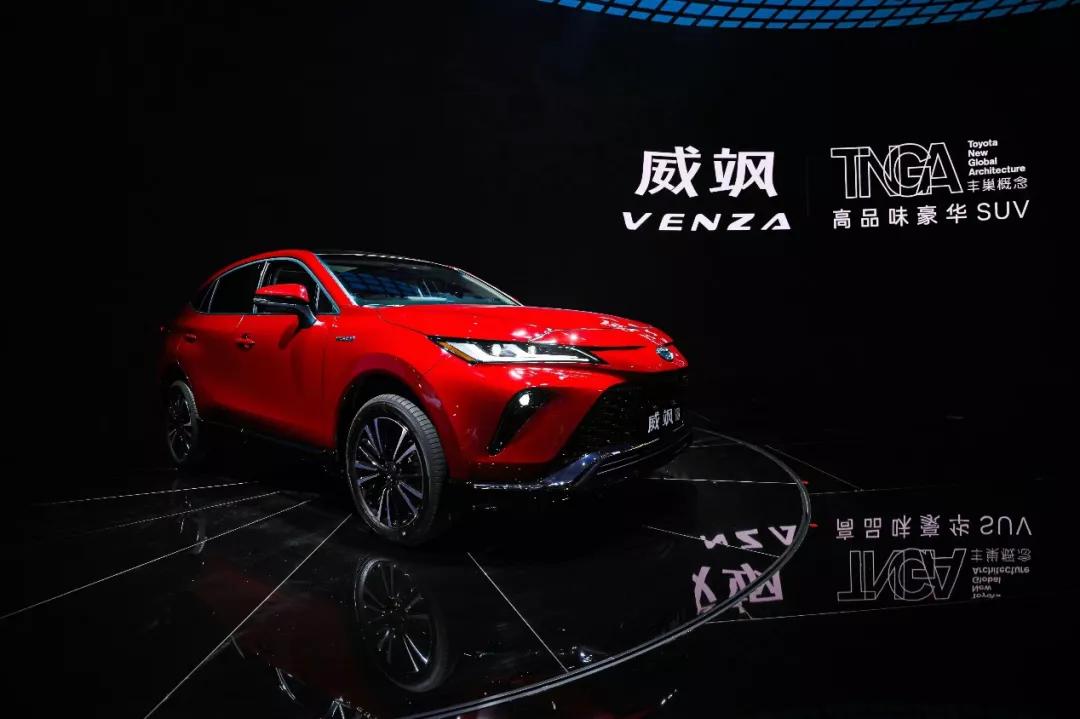 广汽丰田最新颜值担当？全新中型SUV威飒来了！