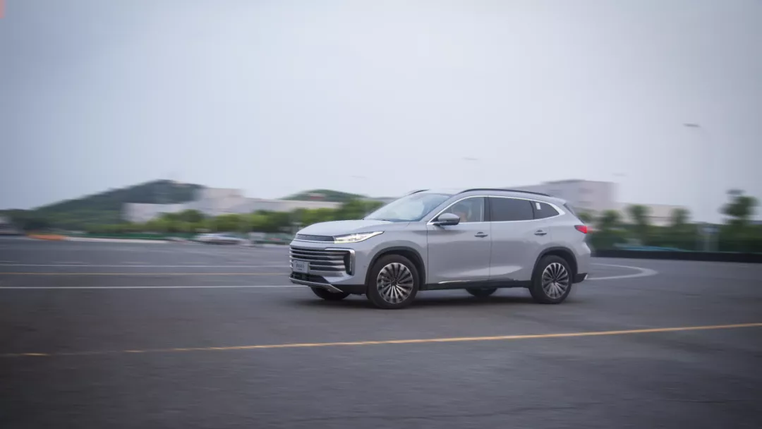 盘点2021年9款重磅SUV，自主品牌真的站起来了？