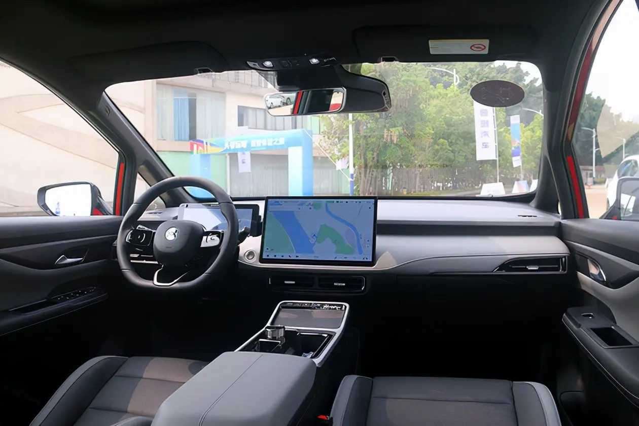 合创Z03正式上市，CLTC续航620km，起售价13.28万
