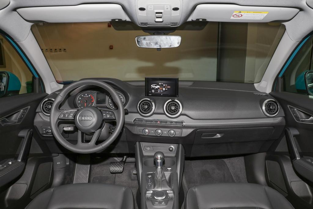 全新奥迪Q2L灵活金融政策