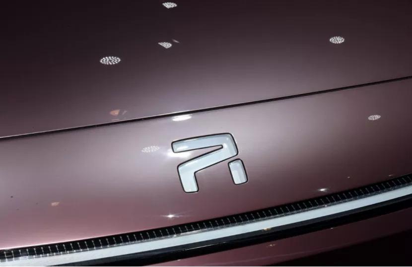 R汽车更名为飞凡汽车；丰田电动车bZ4X更多信息曝光