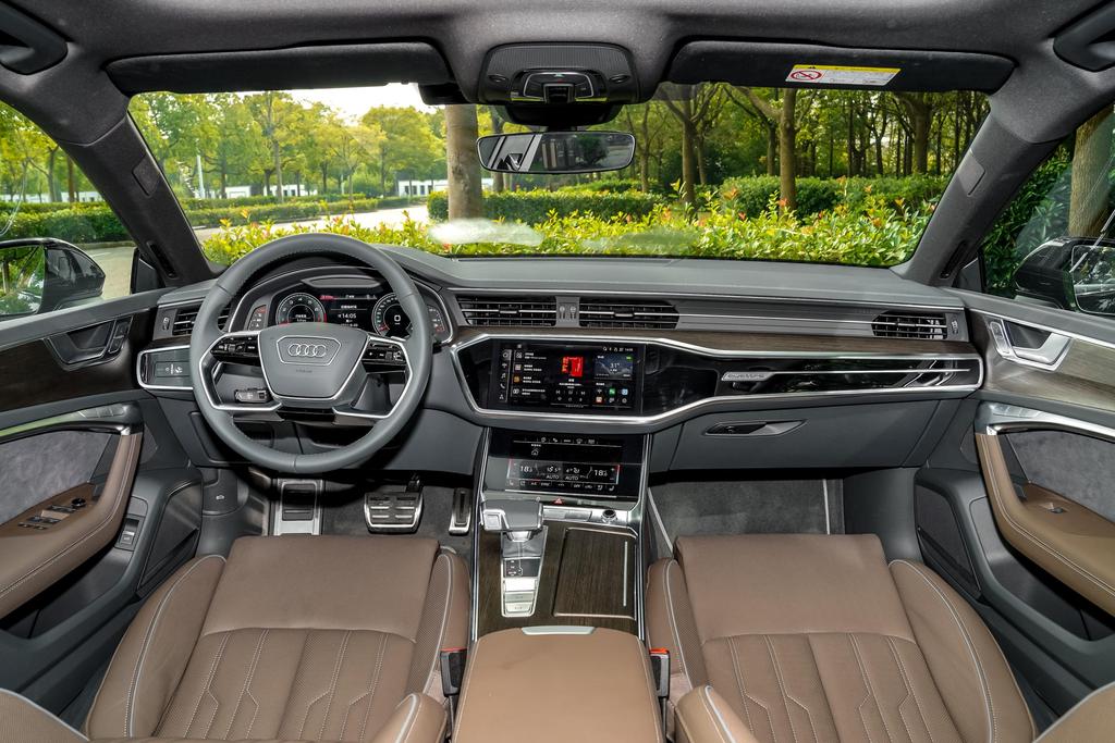 奥迪A7L欢迎到店垂询 售价45.97万元起