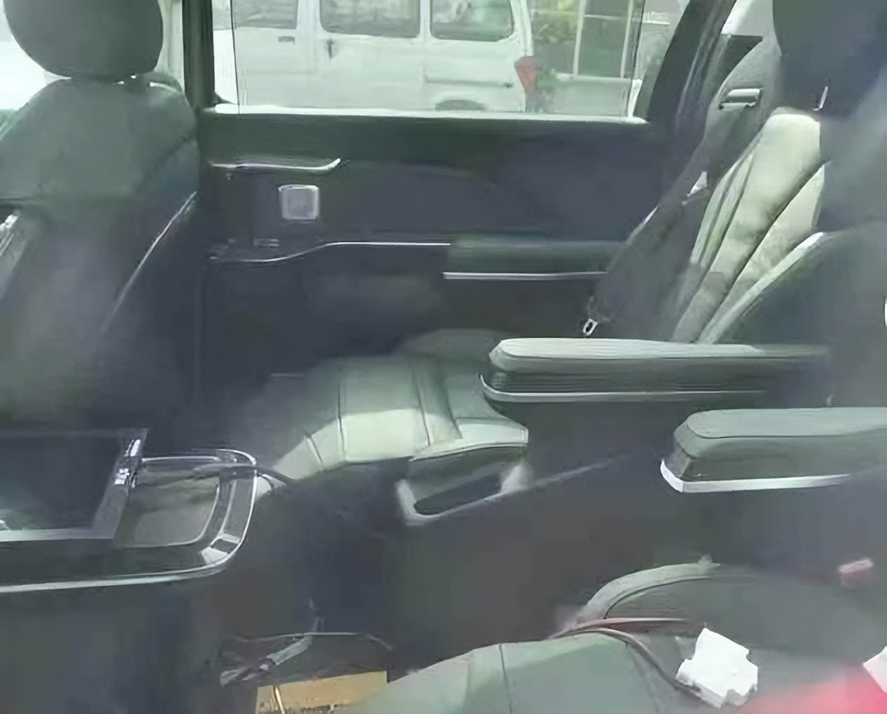 岚图梦想家、腾势MPV、赛那姊妹车等，这些高端MPV将上市，谁能火