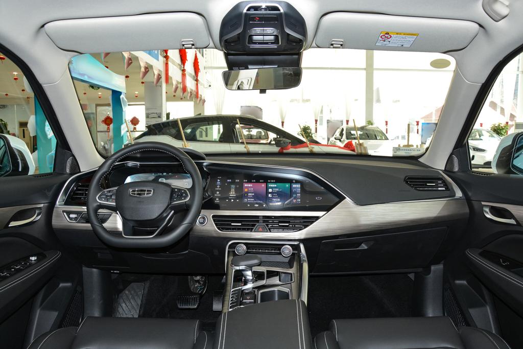 本店内有星越新能源销售