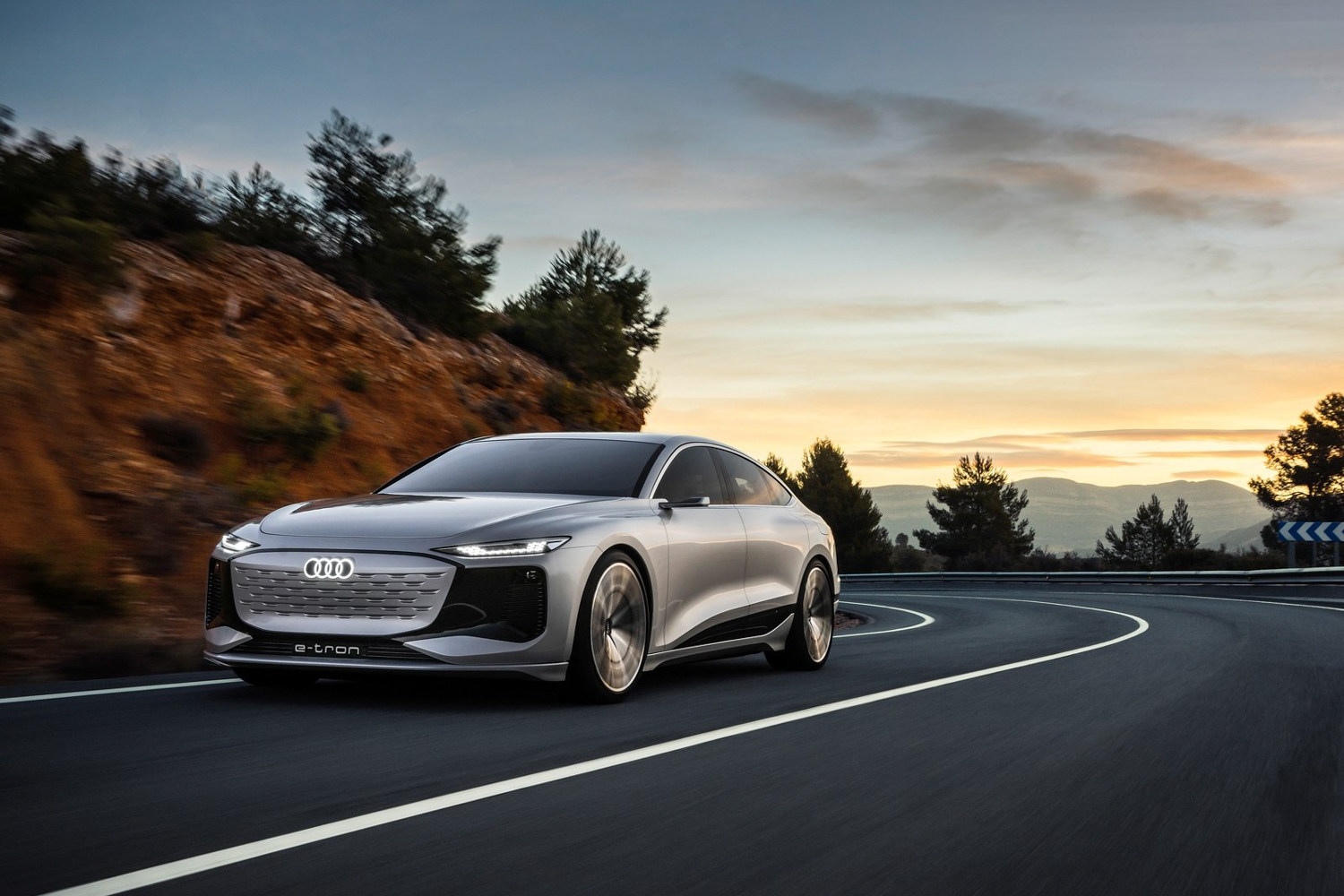 2030年的奥迪A6长什么样？全新平台 设计炸裂！很适合年轻人