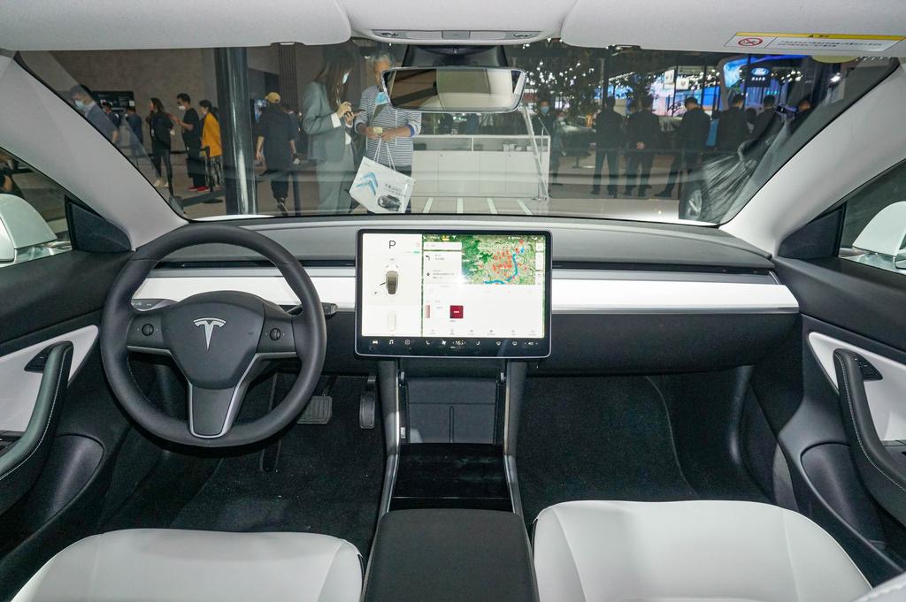 每月仅需959元，工薪阶层也养得起，特斯拉Model 3用车成本解读