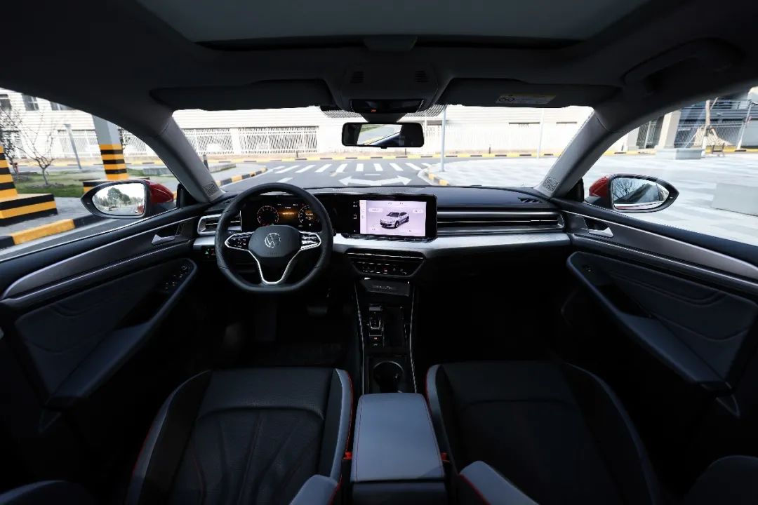 大众光环+无框车门+掀背设计，价格居然只要十多万？