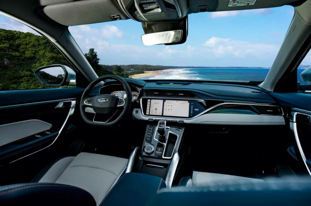 比博燃的，当然是博越X