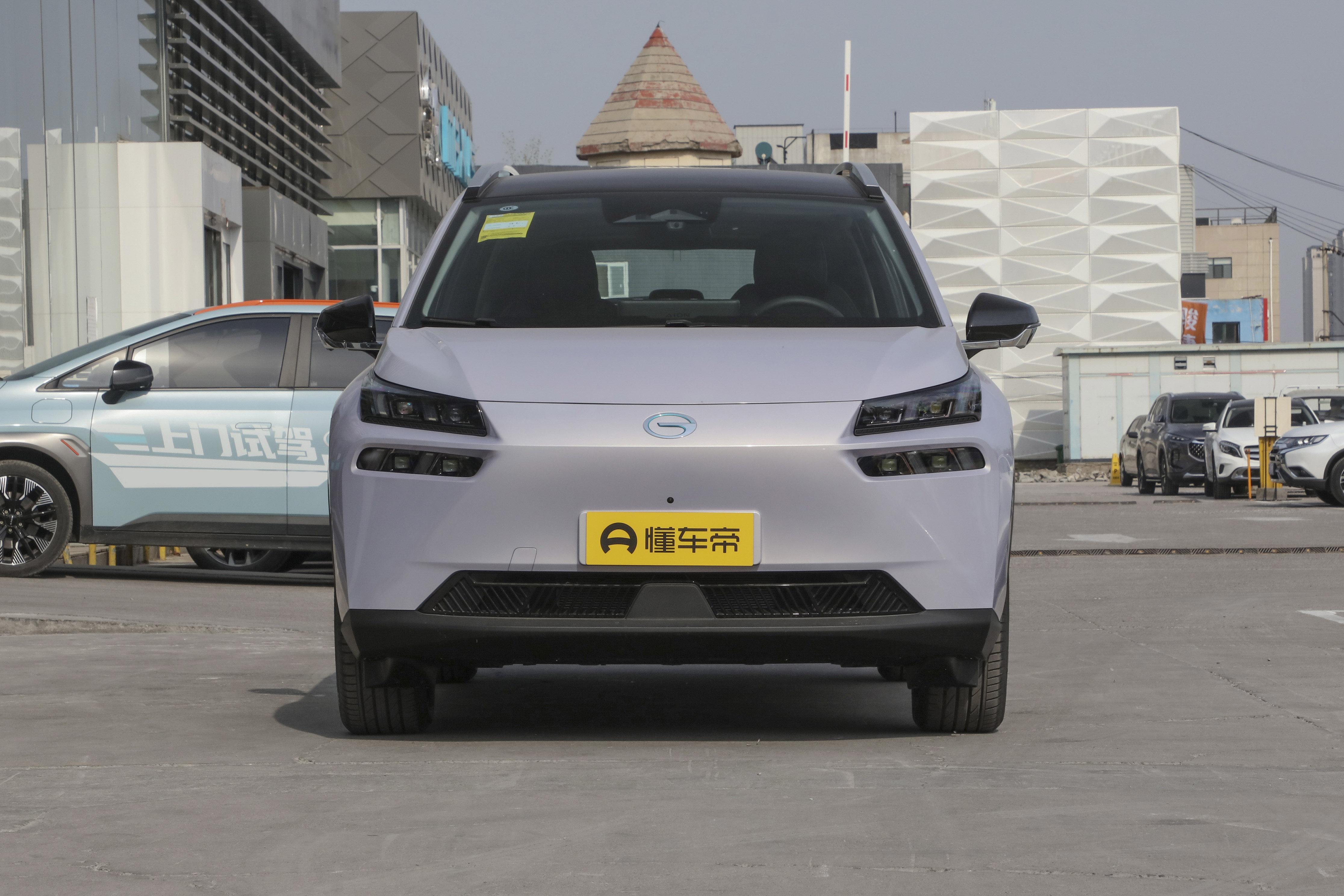 aion v:售价18.98万,搭载224匹马力,0.5h快充,年轻人首选suv?