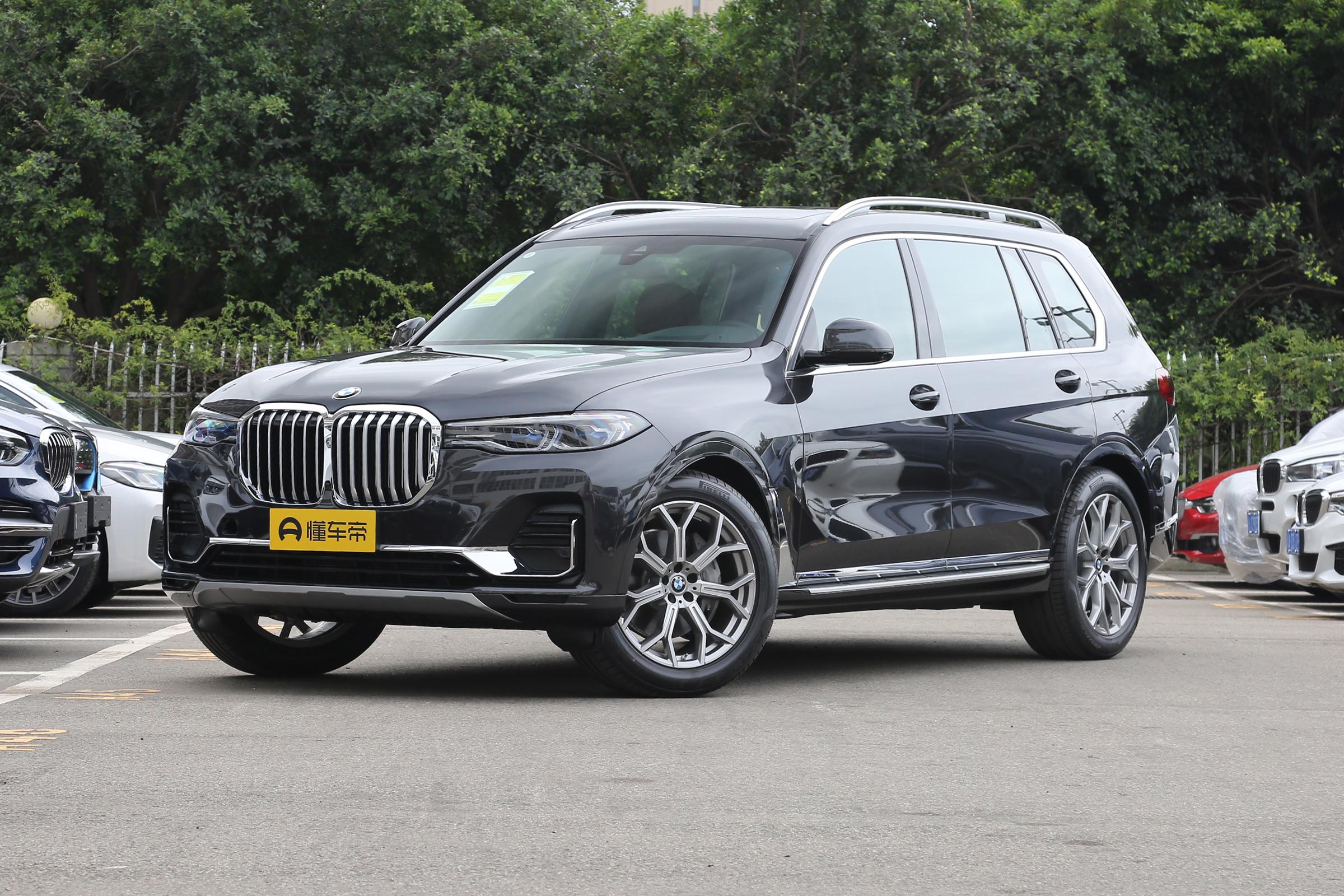 新车 | 更大、更豪华的奥迪新旗舰，竞争奔驰GLS！曝奥迪Q9赛道谍照