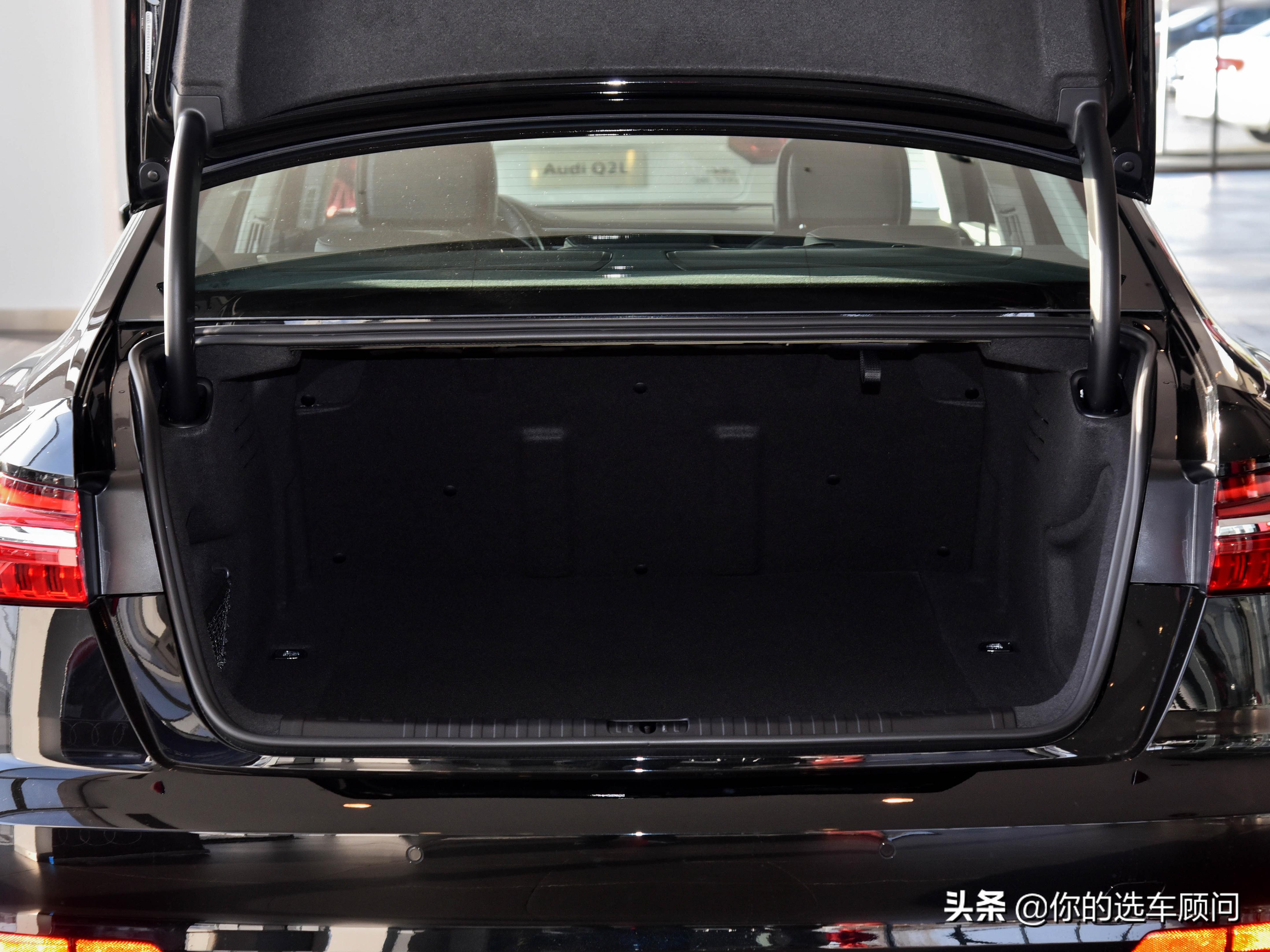 优惠就是竞争力，外观霸气够好看，空间豪华，带你看奥迪A6L