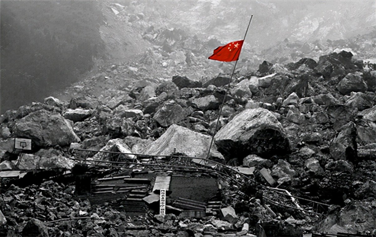 汶川地震灵异图片(汶川地震灵异图片真实)