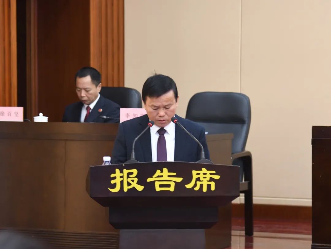 ​市五届人大常委会第四十八次会议举行第一次全体会议