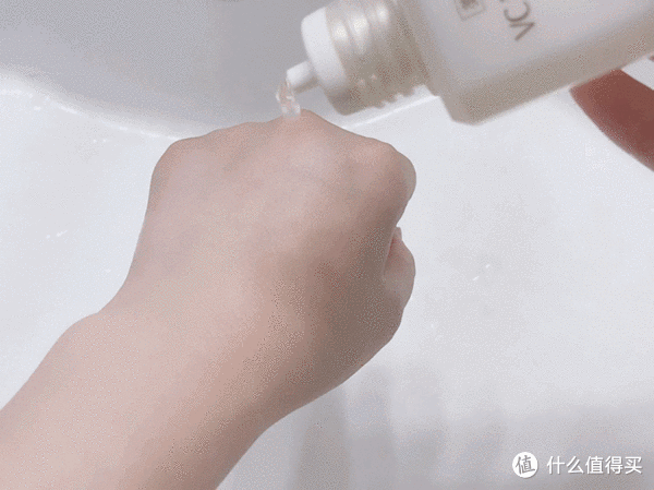 聊聊我在用且多次回购的10款化妆水，控油祛痘、补水美白都有