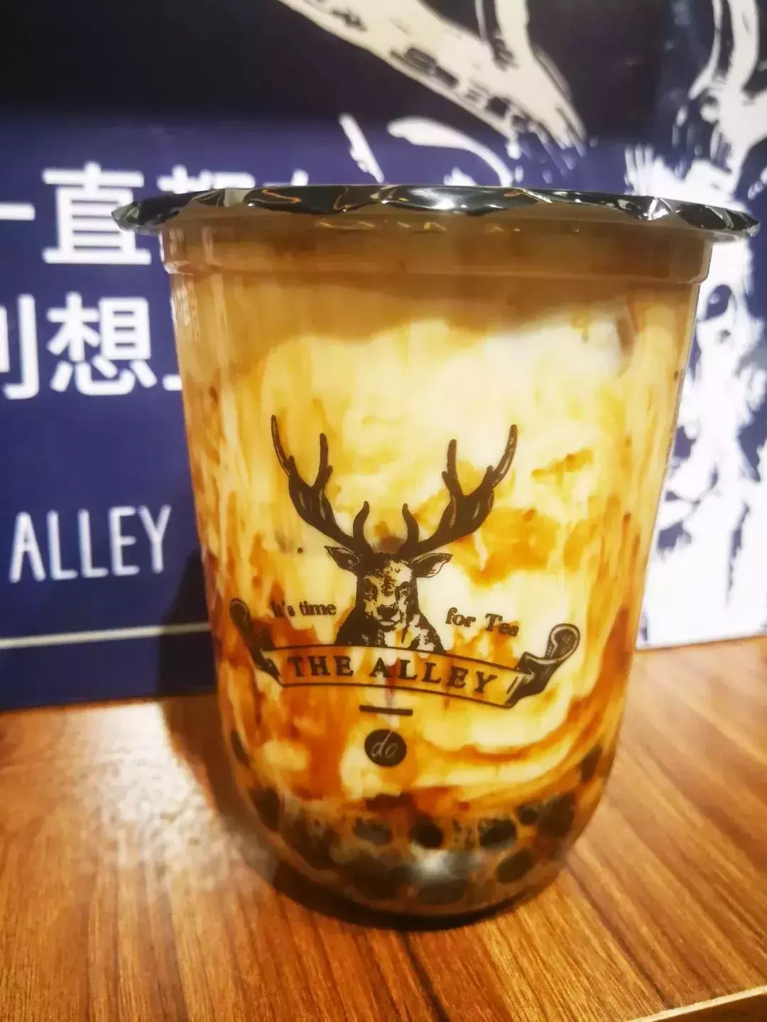 东方影都茂“光影市集”即将开业，自媒体探店先睹为快，福利等你拿