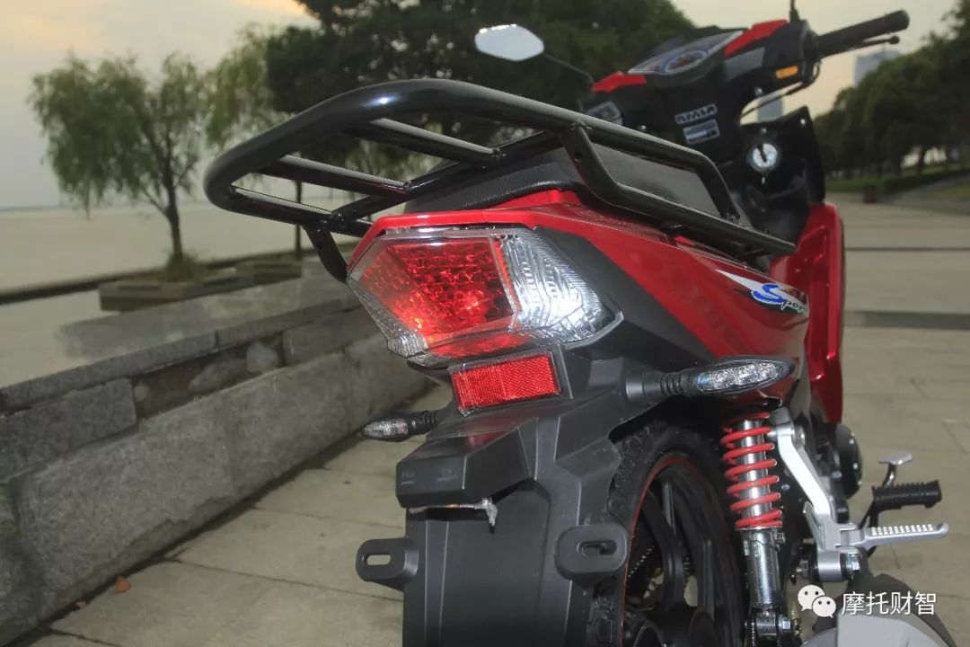 6980元起，大阳国四电喷天爽DY125-68M上市