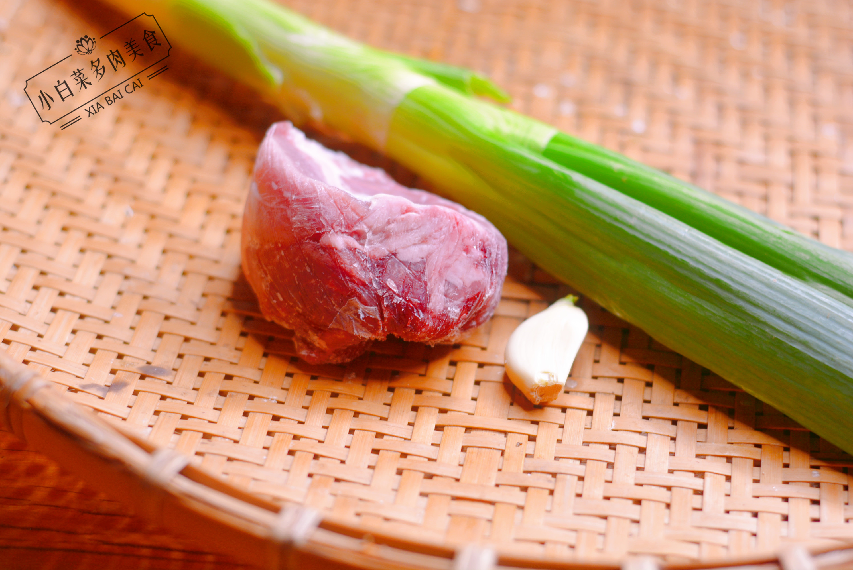 孩子冬天容易感冒，常用蔬菜界“阿司匹林”炒羊肉吃，驱寒暖身
