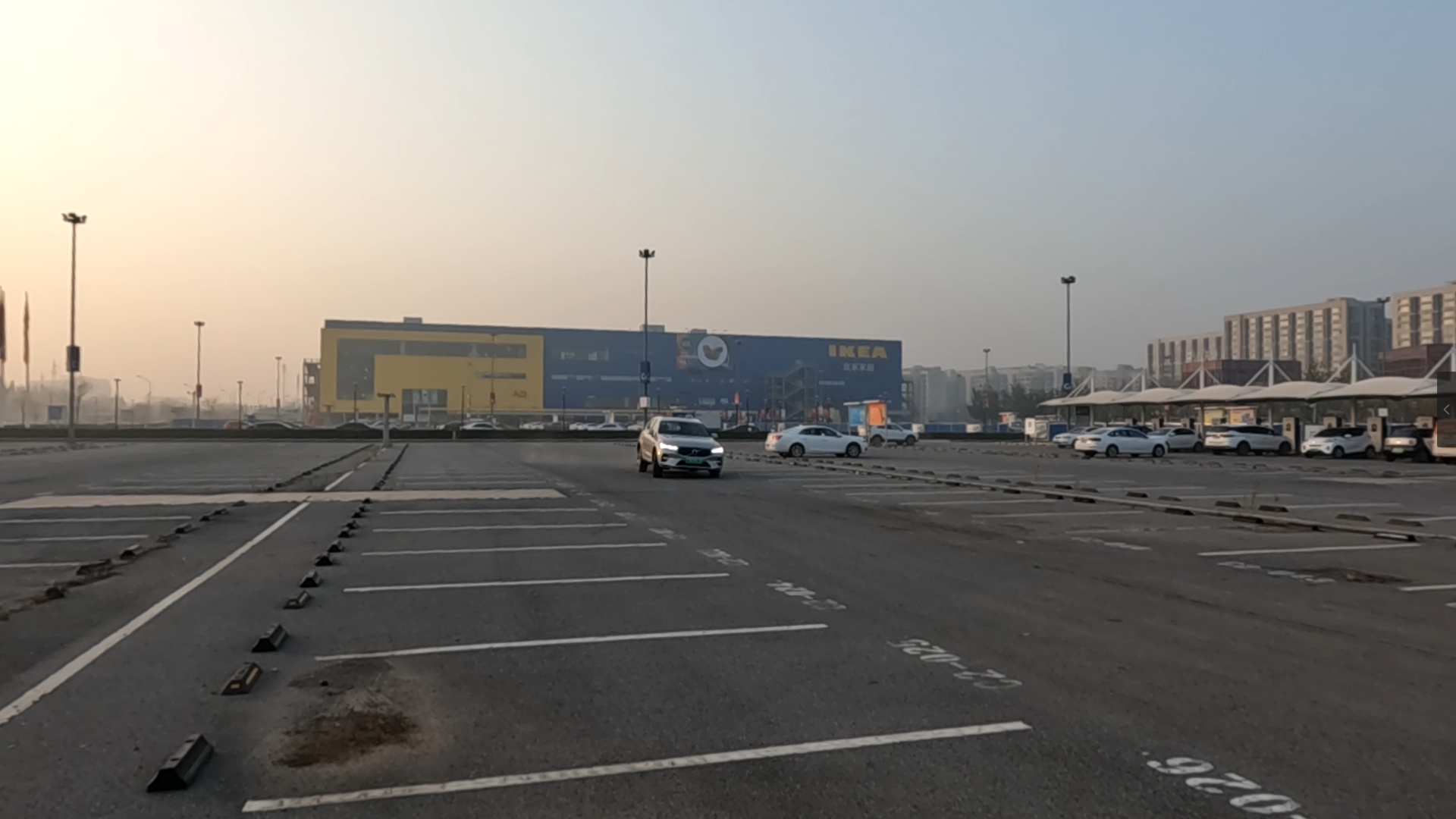 插混版与普通版有何不同，试驾体验XC60插电式混动版