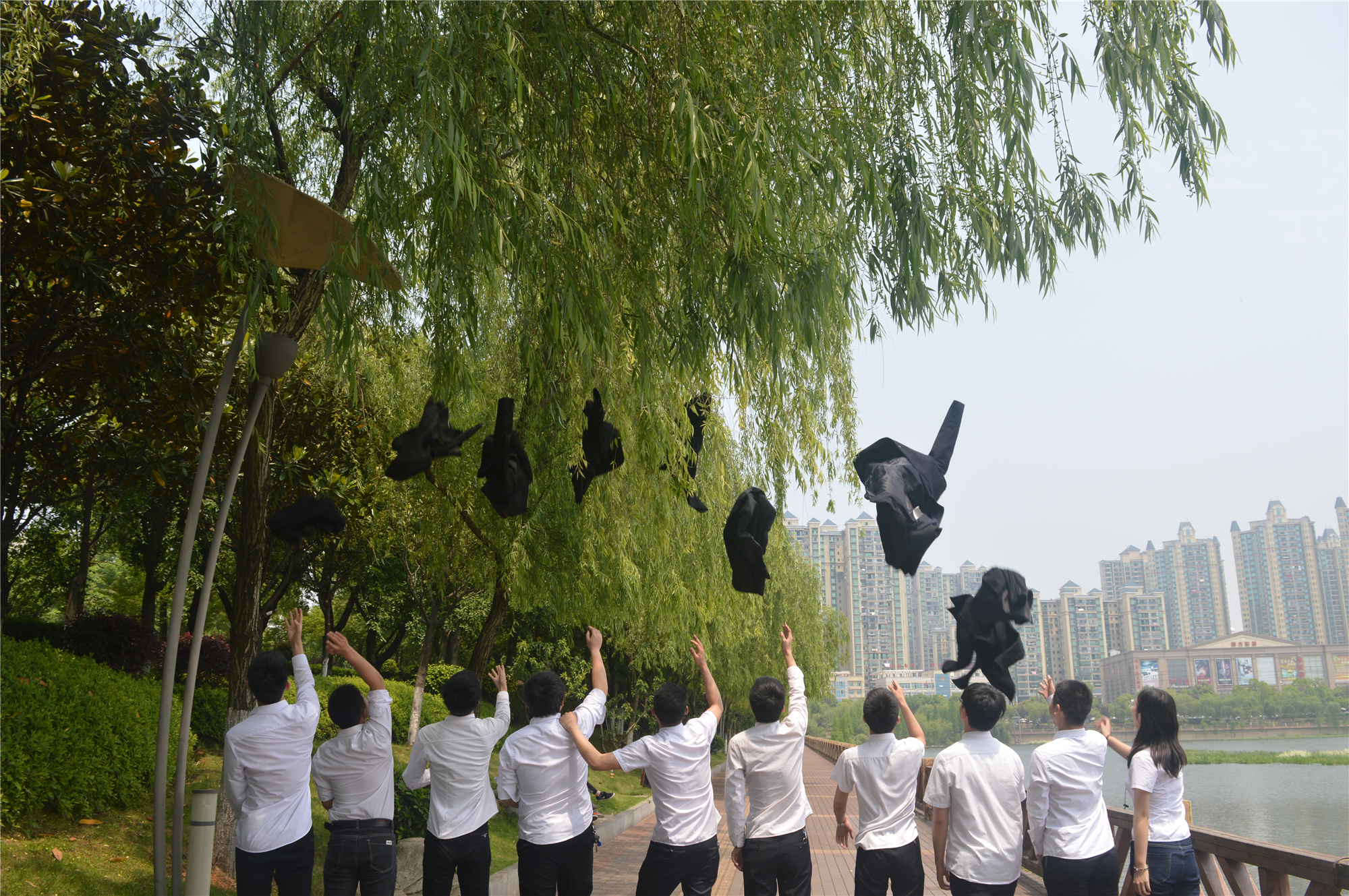 毕业即能高薪就业，岳阳北大青鸟是怎么做到的？