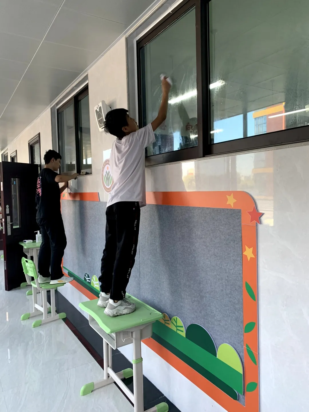 郑州市郑东新区文苑学校：文明共建 爱卫同行