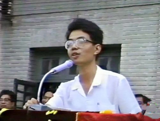 谭志佳：那个考上北大的广东小伙，后来没忘自己家乡