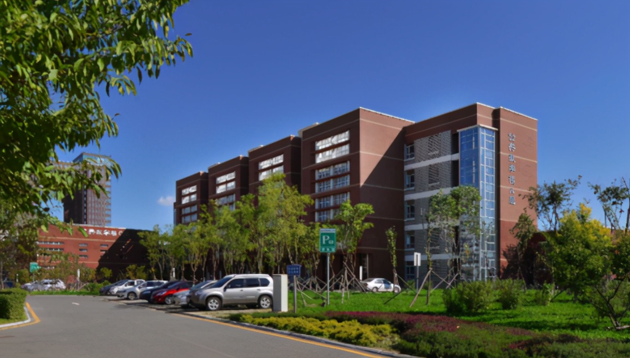 口腔医学专业排名前10的大学，敢报的都是学霸！毕业轻松进三甲