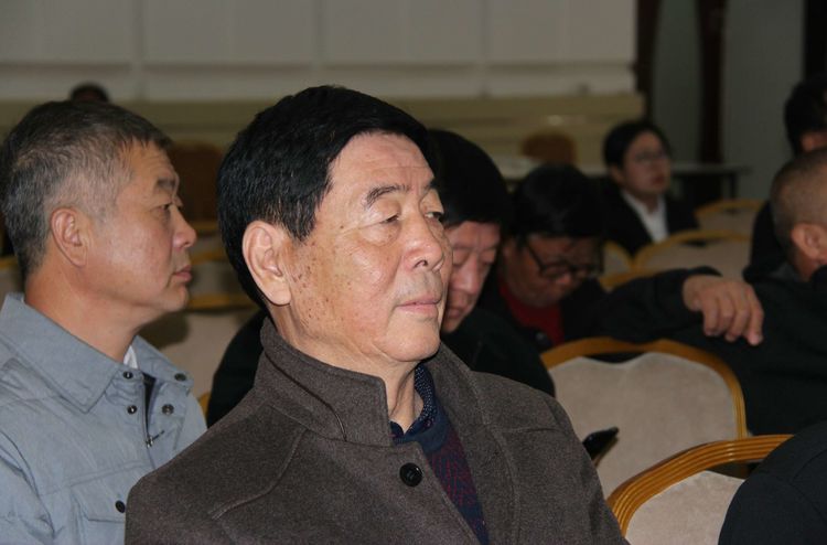 刘顺虎：远瞻红日染秋色 近看墨翁画腊梅