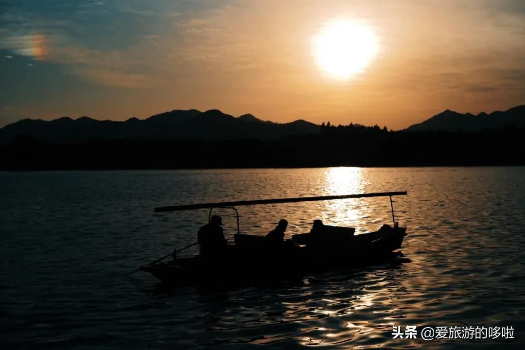 6块钱,包船游西湖
