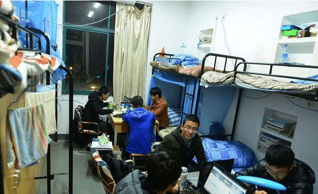 大学宿舍的“潜规则”，处理不好4年生活很难过，新生有必要了解