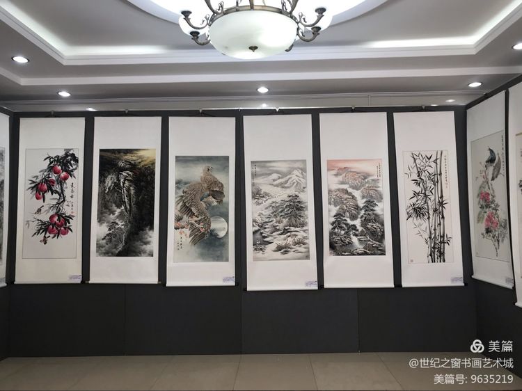 本市热点：抚顺第二届女子书画展拉开帷幕