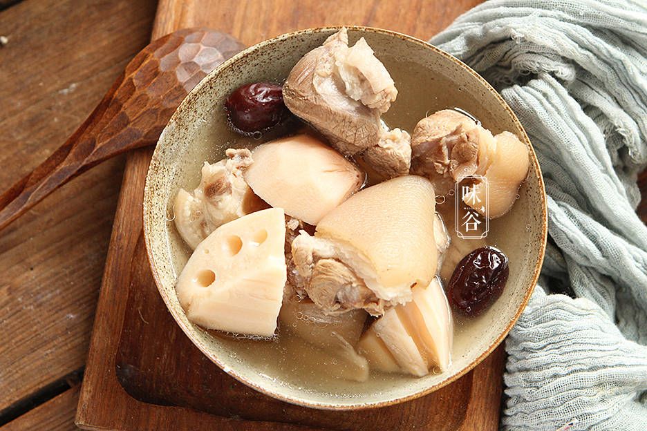 小雪之后，常给家人喝这6道汤，顺应时节，营养开胃，暖和过冬天