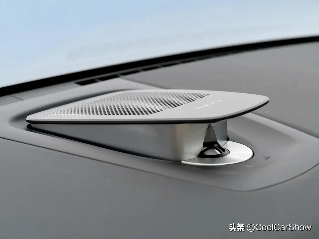 奥迪:音响改装品牌选对了,每天音乐会?