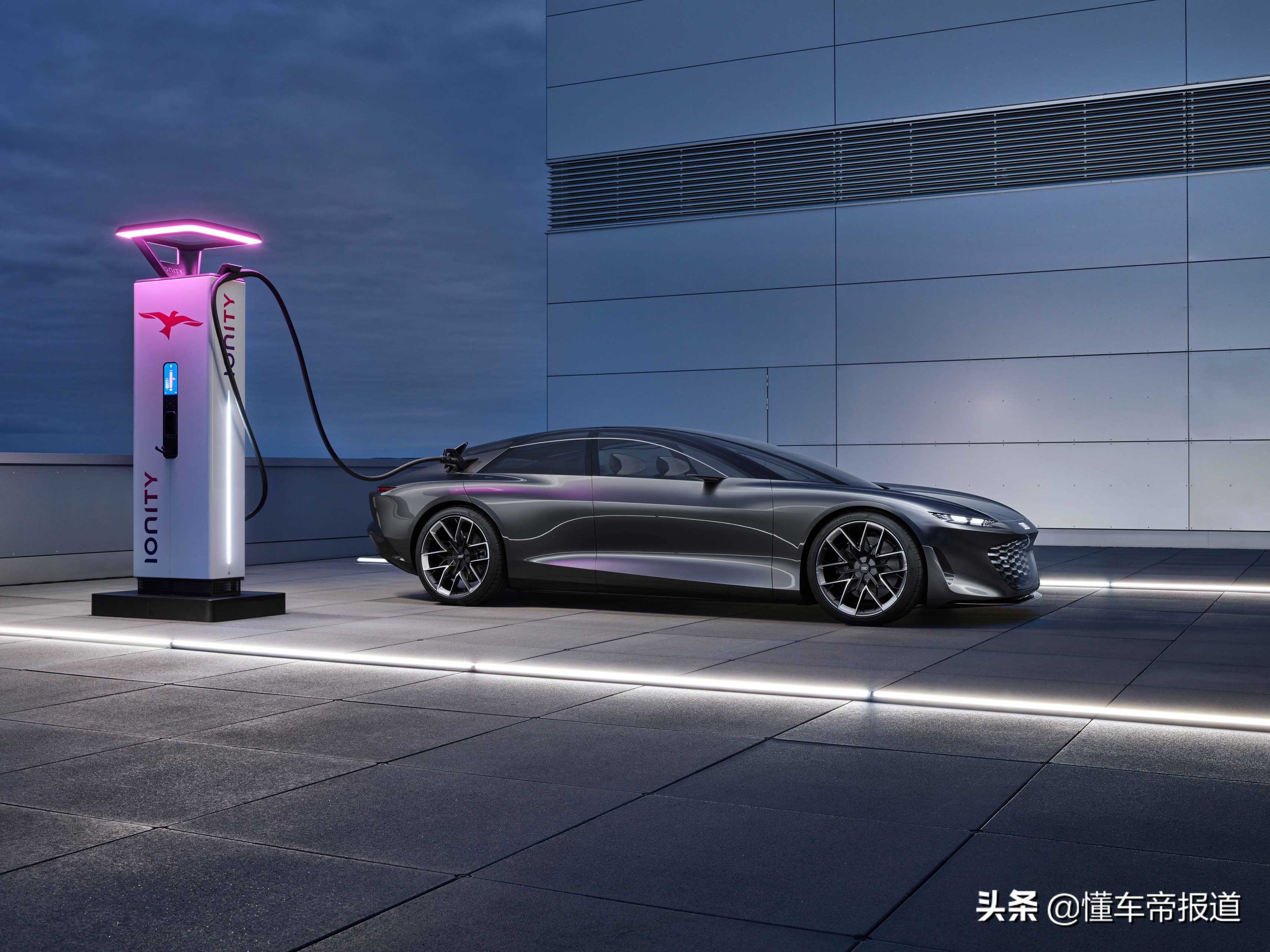 新车 | 续航750公里、车长超A8L！奥迪grandsphere概念车国内首发