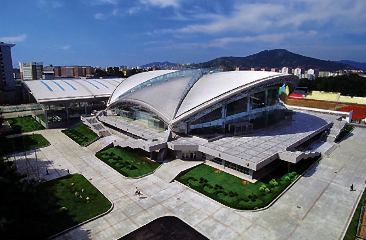 东北退步严重的大学，曾经能跻身全国前五，如今沦为双非院校