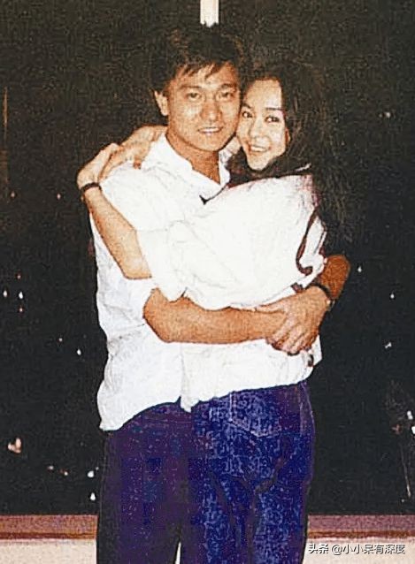 刘德华与妻子恩爱,遗憾的是只有一个女儿,女儿近照曝光,颜值高