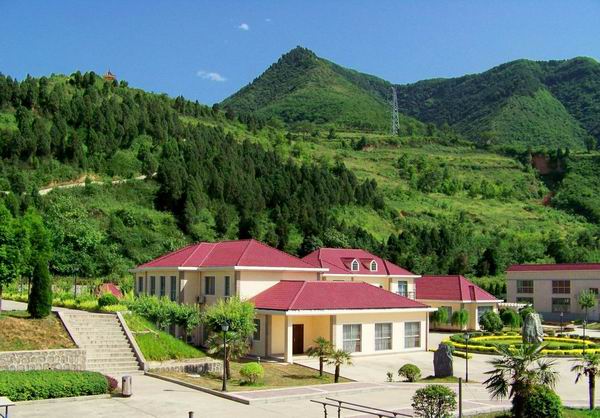 长安大学渭水吧（从太白山上到渭水河畔）