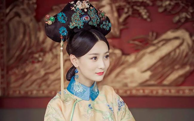 康熙生前立过三次皇后,皆出身名门家族显赫,谁是康熙的最爱?