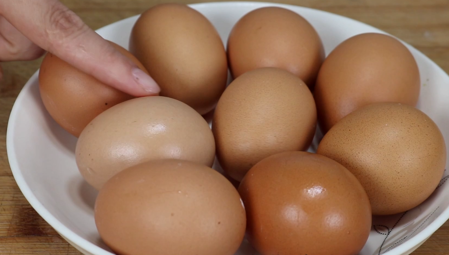 早上吃鸡蛋，10个人9个错，避开这4个误区，尽早告诉家人