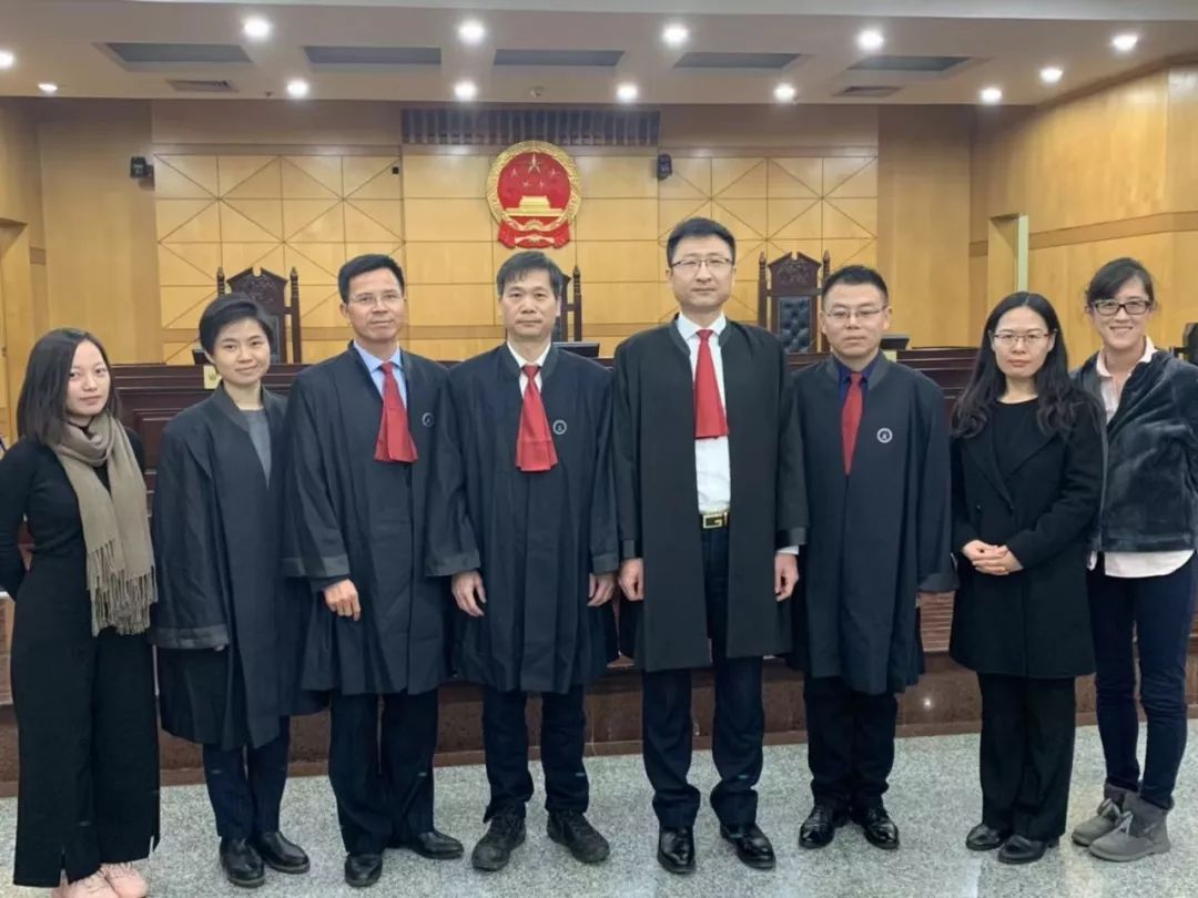 常州“毒地”案公益律师团荣获2018年度十大公益法律服务奖