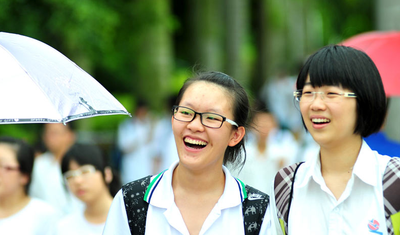 各省高考分数线出炉！辽宁本科线超乎想象，网友：我也能上本科