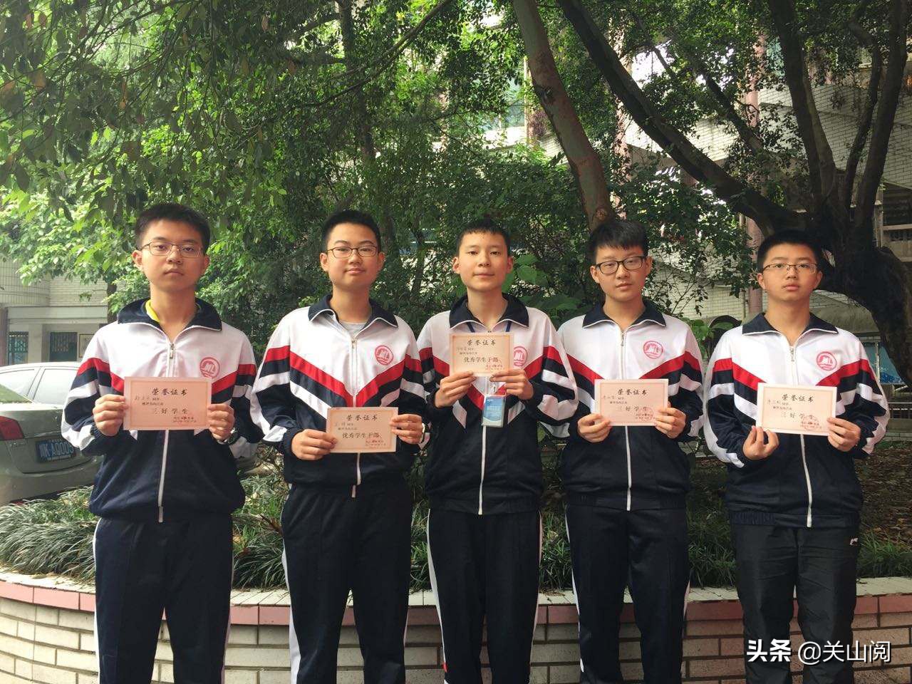 满足4个条件，保送清华北大，把握好这两点，才是真“学霸”