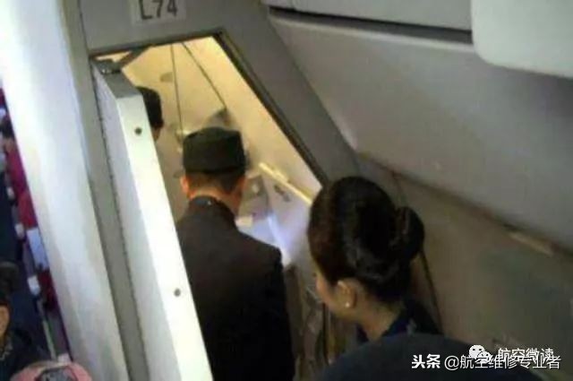 飞机上的粪便是直接往下丢吗？