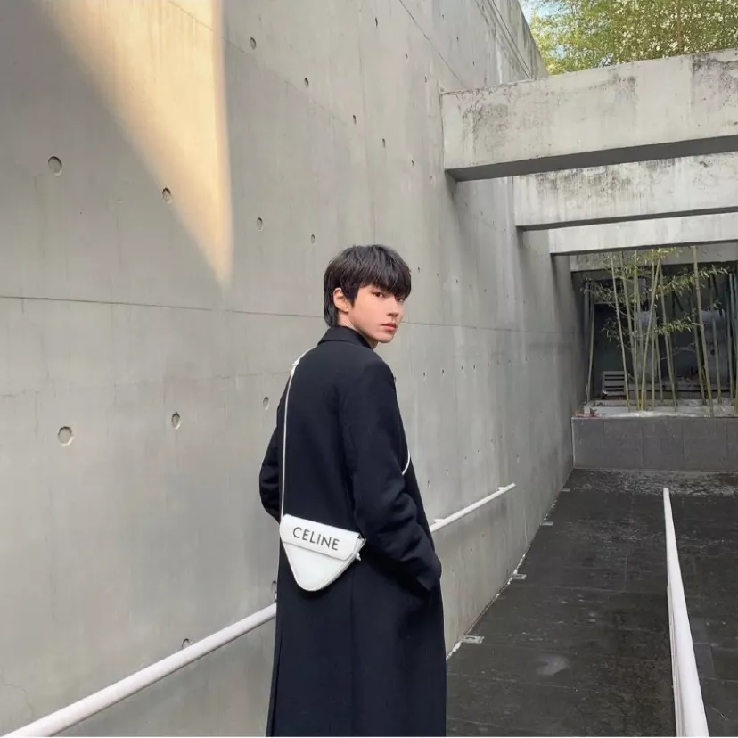 Celine和Loewe家什么值得买,来看这篇
