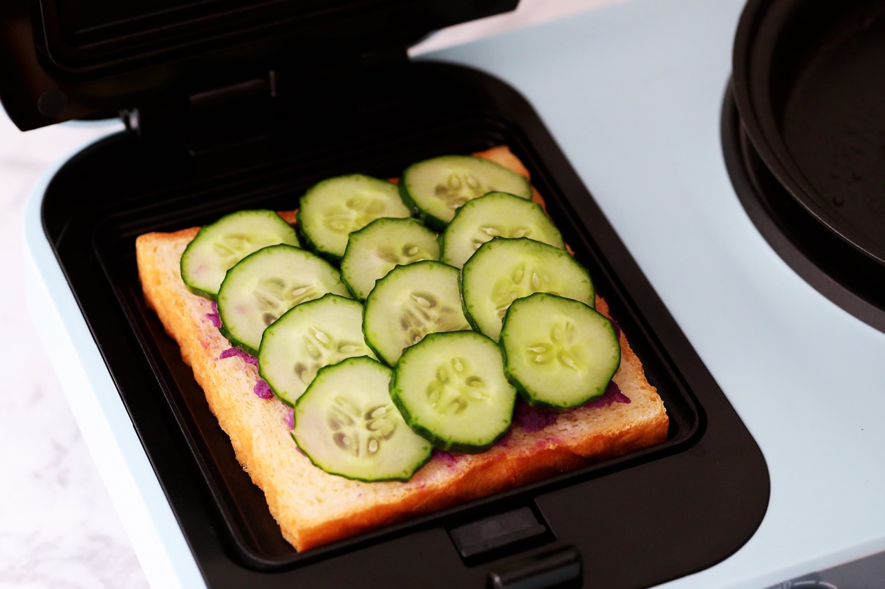 早餐不糊弄，紫薯鸡蛋三明治，营养丰富味道赞