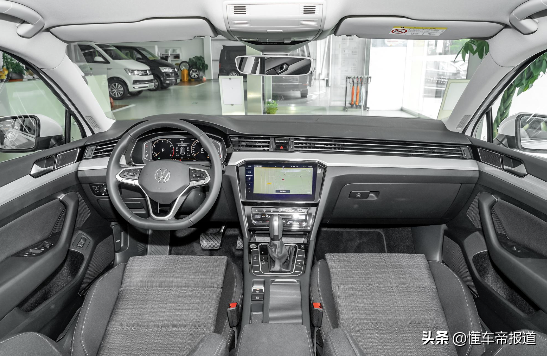 新车 | 售26.48万元起，大众新款蔚揽正式上市，纯进口，比迈腾实用