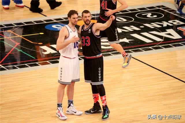 nba小胖子有哪些(谁说NBA只有肌肉男，大肚腩照样统治联盟！盘点NBA那些灵活胖子们)