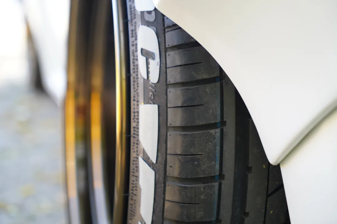 女：什么破车？男：丰田86 yyds！体验它为什么是男生的快乐源泉？