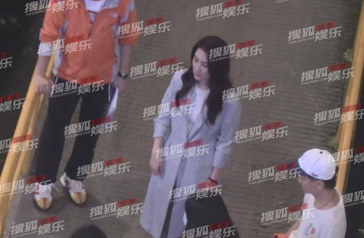 陈数张歆艺马苏罕同框，3人生图状态气质优雅，都市造型精致干练