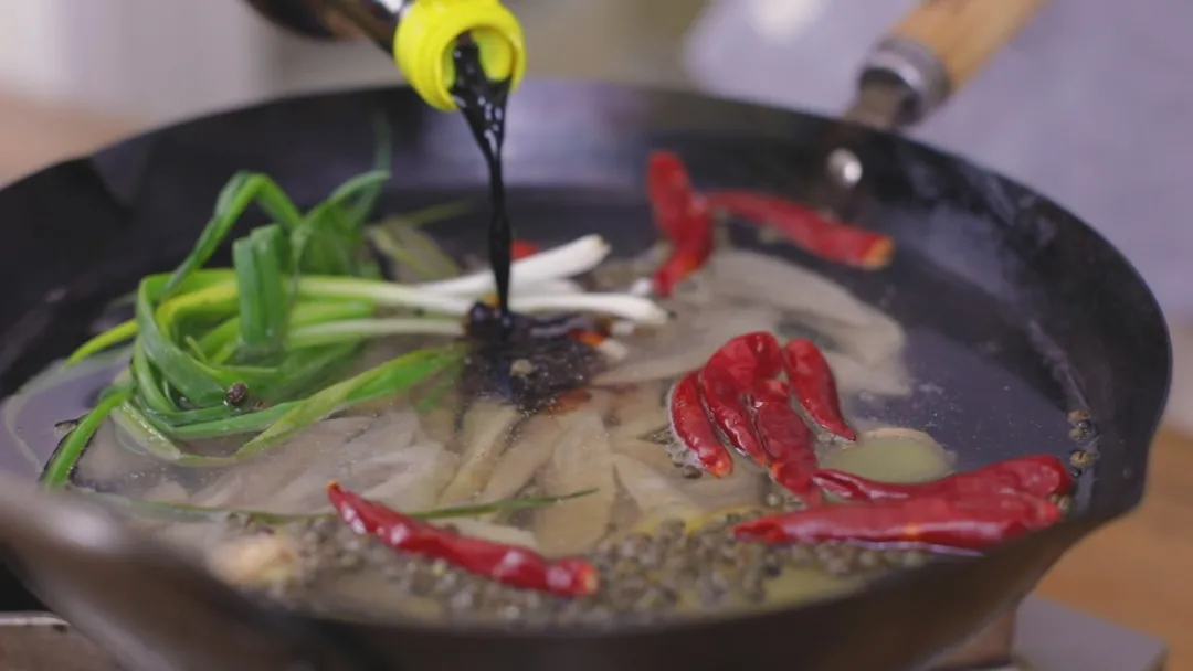 翅尖方子大公开！做出的味道，比你家方圆30里内的卤味店都要好